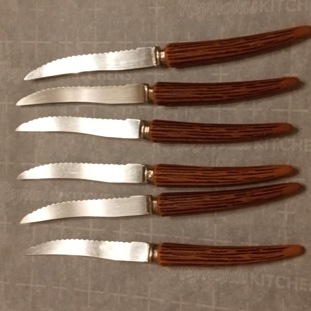 Vintage "Rippledge" Steak Knives